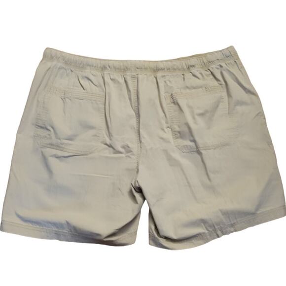Izod Luxury Sport Tan Elastic Waist Zip & Button Closure Flat Front Shorts - 44 - Picture 2 of 6